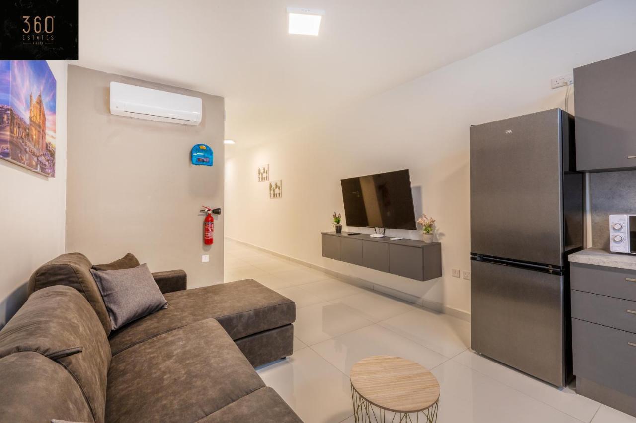 A Sunny 2br Pent With Comfy, Fully Equipped Living By 360 Estates Apartment St. Paul's Bay