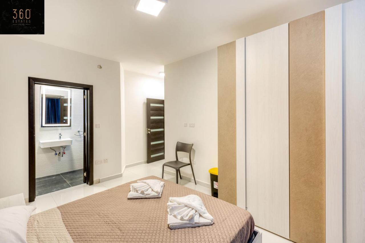 A Sunny 2br Pent With Comfy, Fully Equipped Living By 360 Estates St. Paul's Bay